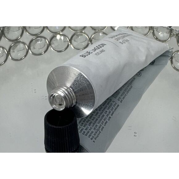 Blue Lagoon - Deep Cleansing Silica Face Mask | Sustainable, Bioactive Icelan... - Picture 4 of 4